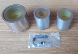 Обойма с насадкой из полиуретана для крышек с распылителем