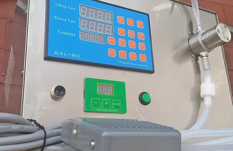 Машина для розлива GZL-80 фото 1