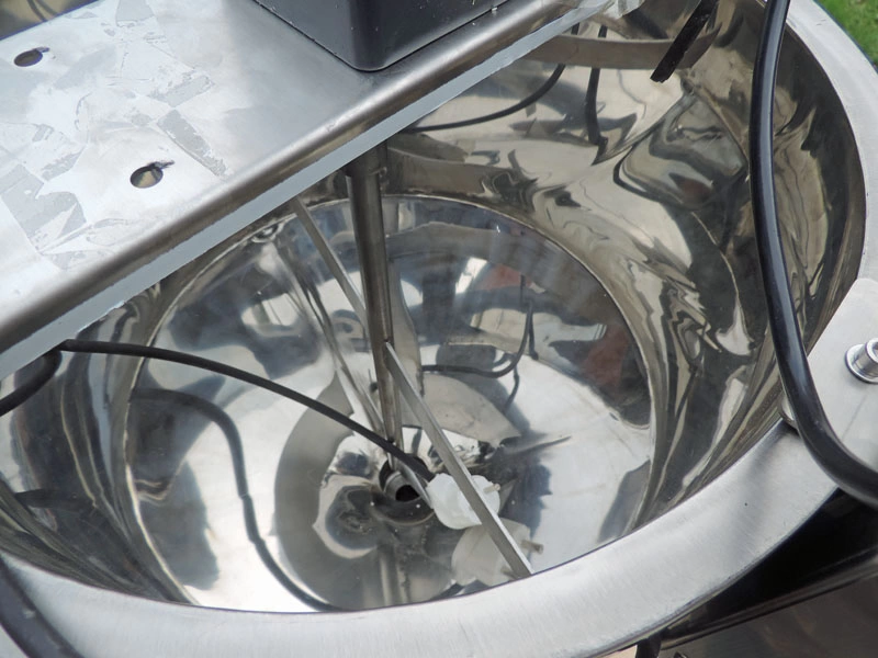 Поршневой дозатор с подогревом и перемешиванием фото 2