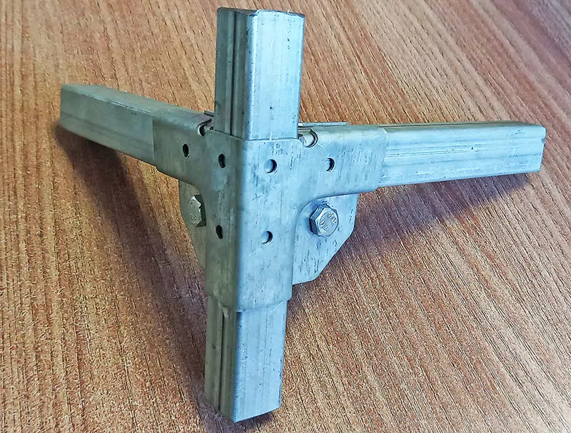 крепёж угловой для труб