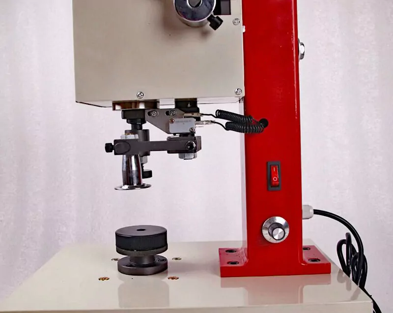 Электрическая закатка флаконов алюминиевыми крышками KFJ-1035 фото 2