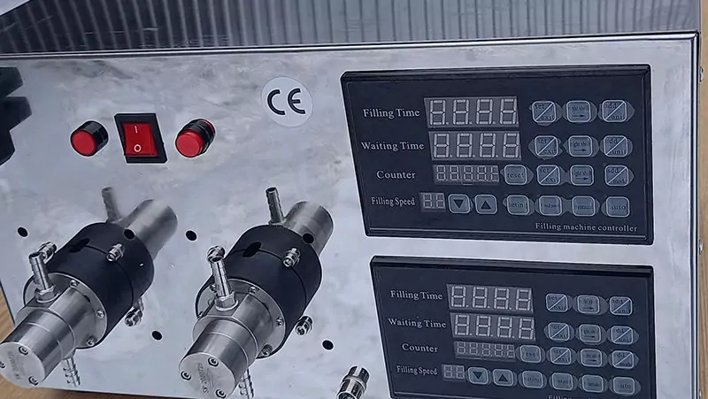 Машина для наполнения жидкостью LT-2 фото 2