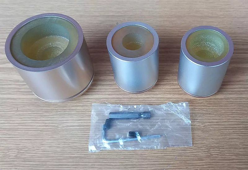 Обойма с насадкой из полиуретана для крышек с распылителем фото 1