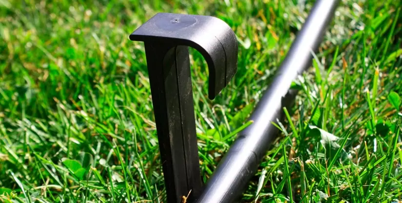 Колышек прижимной фото 2