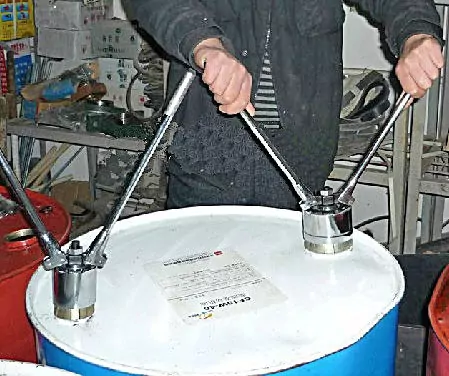 Пломбиратор обжимной для бочек комплект из 2 шт. фото 2