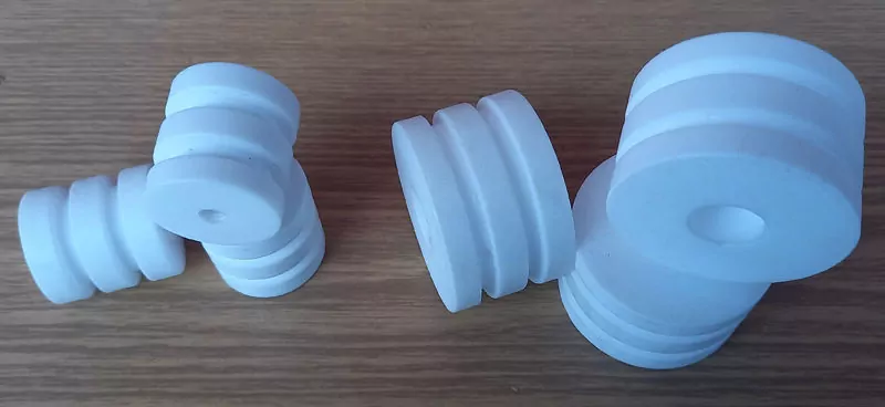 Поршень из фторопласта для пневматических поршневых дозаторов фото 3