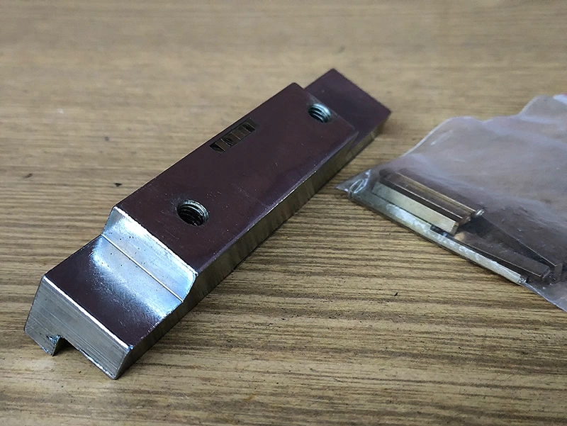 Губа с литерами для запайщика туб QDFM-125 фото 2