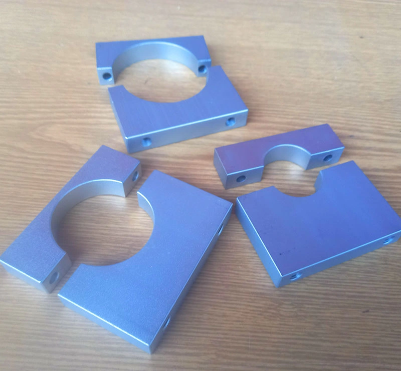 Крепления для цилиндров поршневого дозатора фото 3