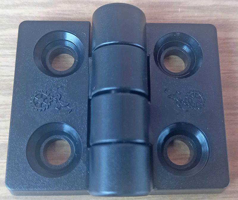 Петли пластиковые материал PA6 фото 3