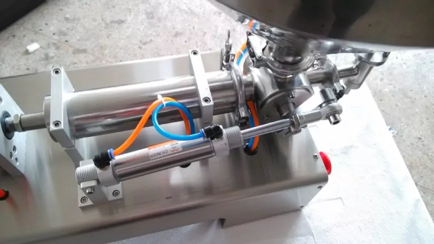 Поршневой дозатор с подогревом и перемешиванием фото 9