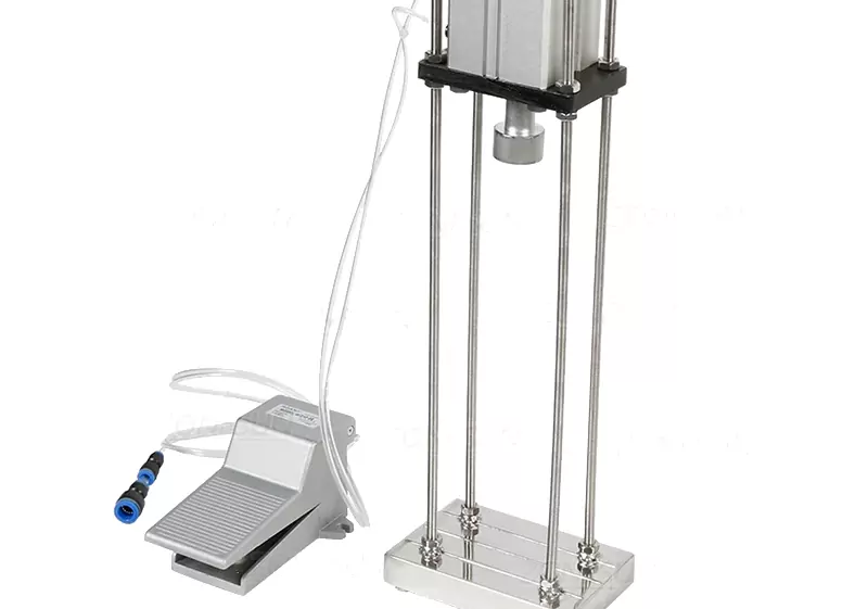 Станок для закупоривания бутылок Кронен-Пробками фото 1