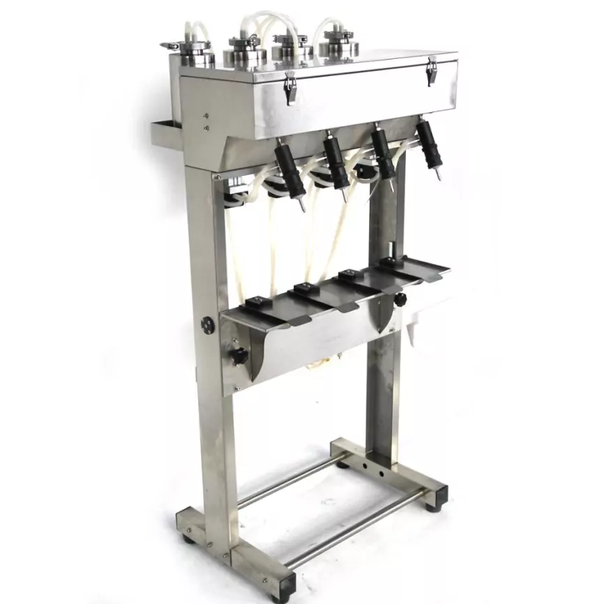 Машина для розлива парфюмерии, вина и спиртовой продукции на 4 сопла фото 1