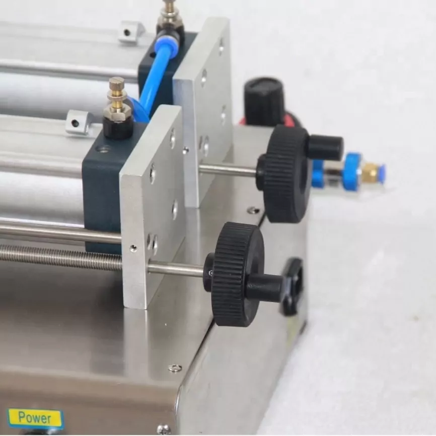 Дозатор жидкости пневматический на 2 сопла фото 5