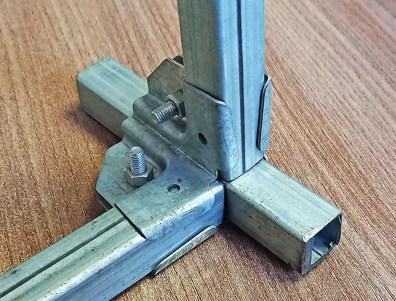 соединитель на три стороны